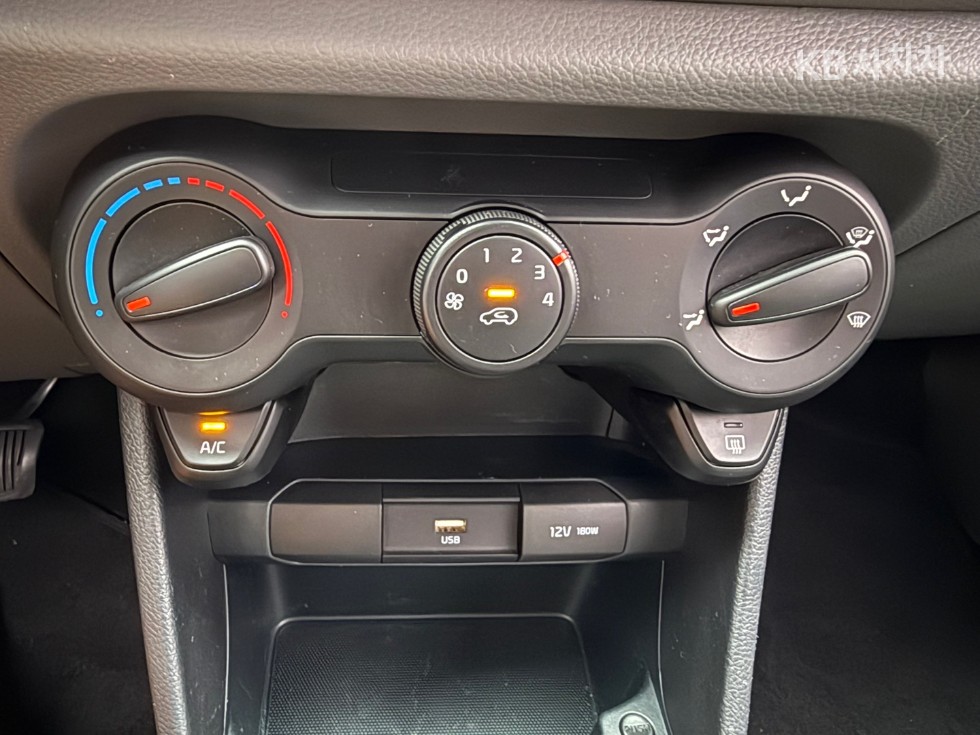 2021 - kia morning