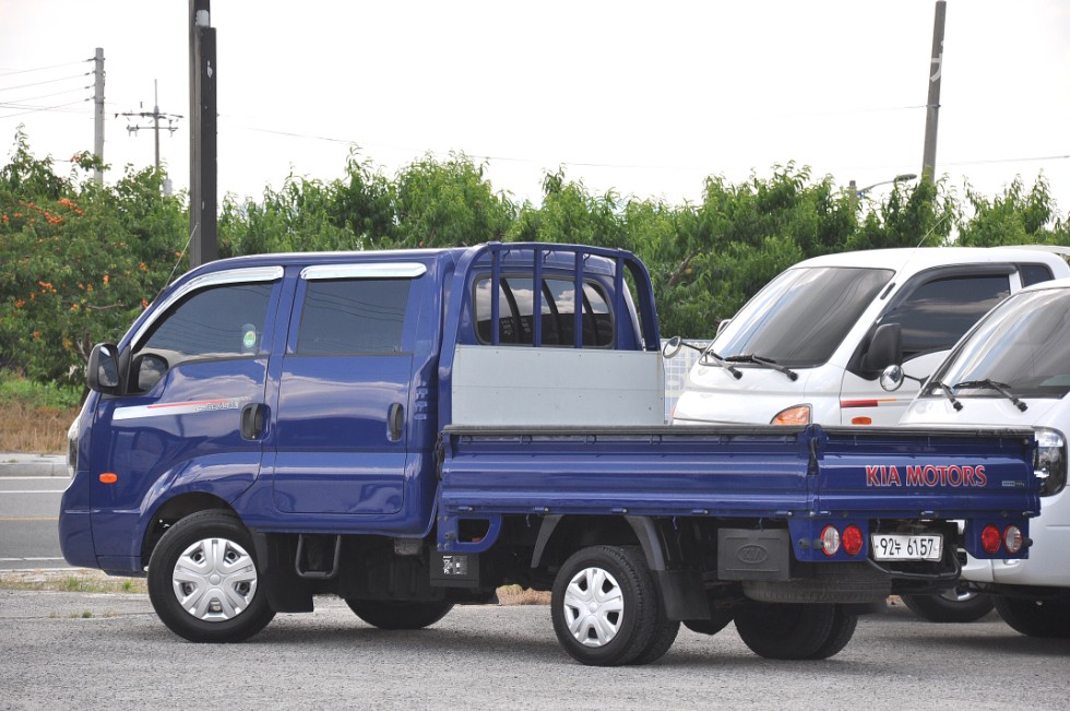 2021 - kia bongo iii