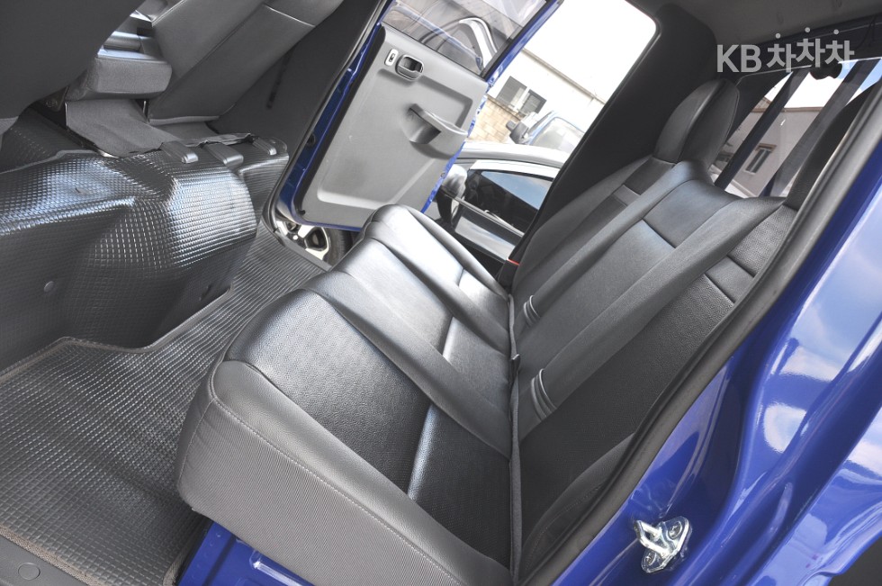 2021 - kia bongo iii