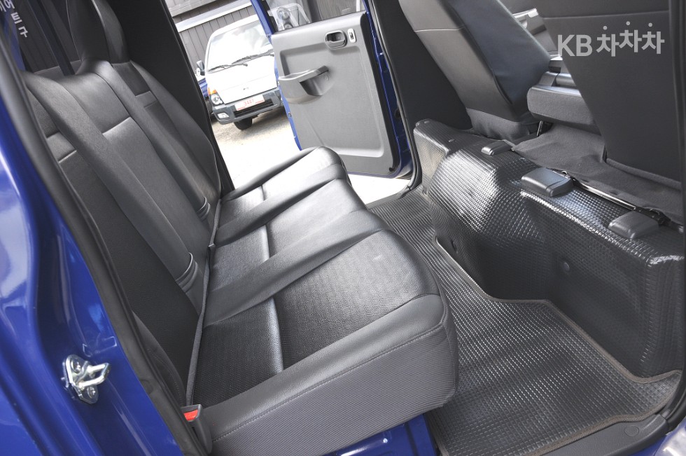 2021 - kia bongo iii