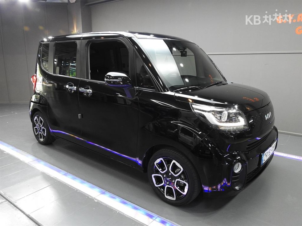 2022 - kia ray