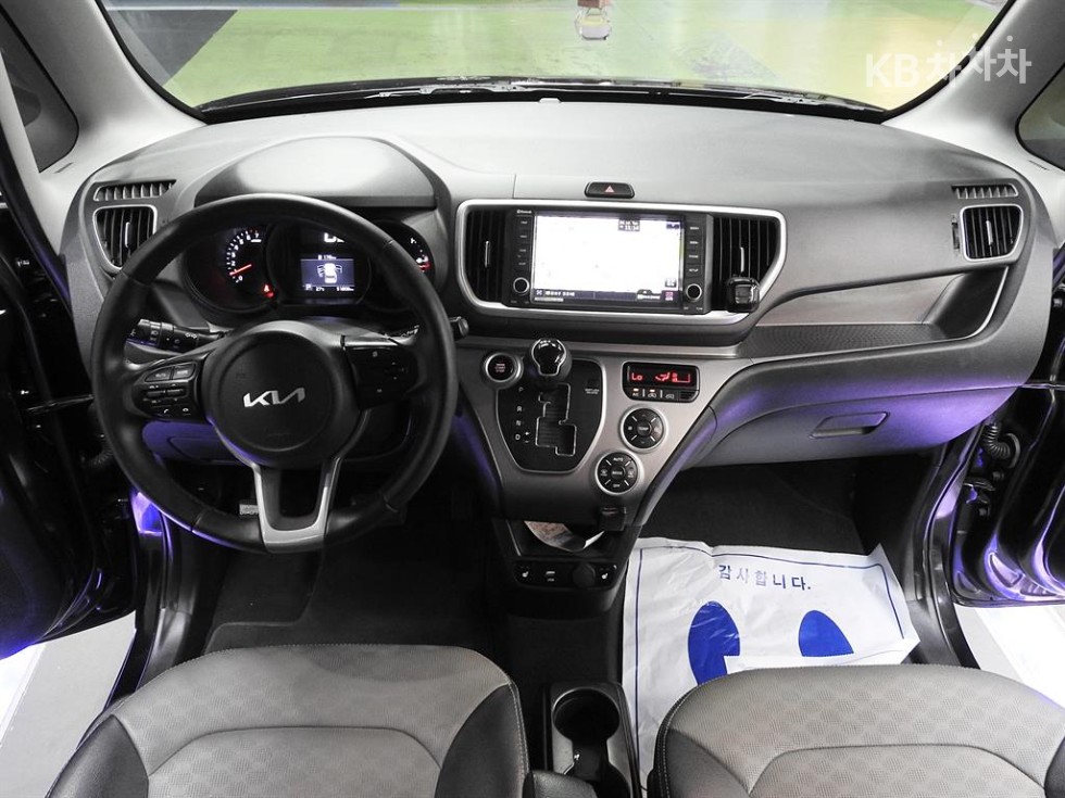 2022 - kia ray