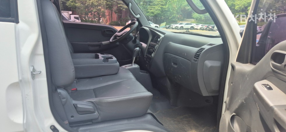 2014 - kia bongo iii