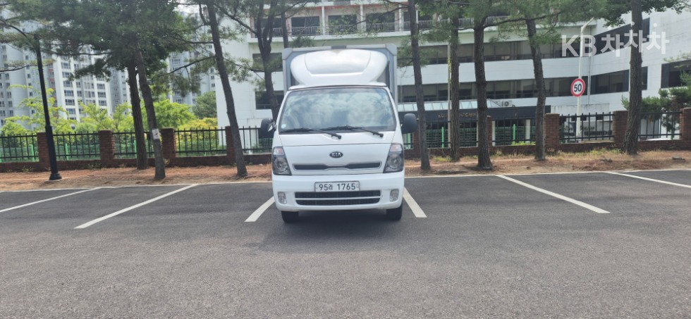 2014 - kia bongo iii