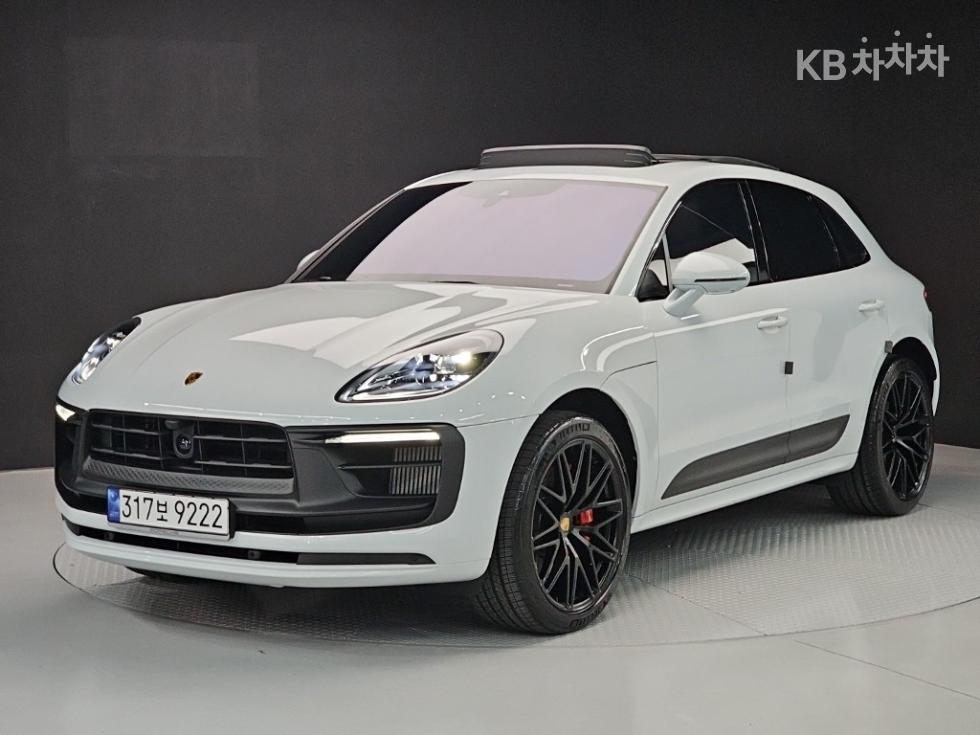 2023 porsche macan