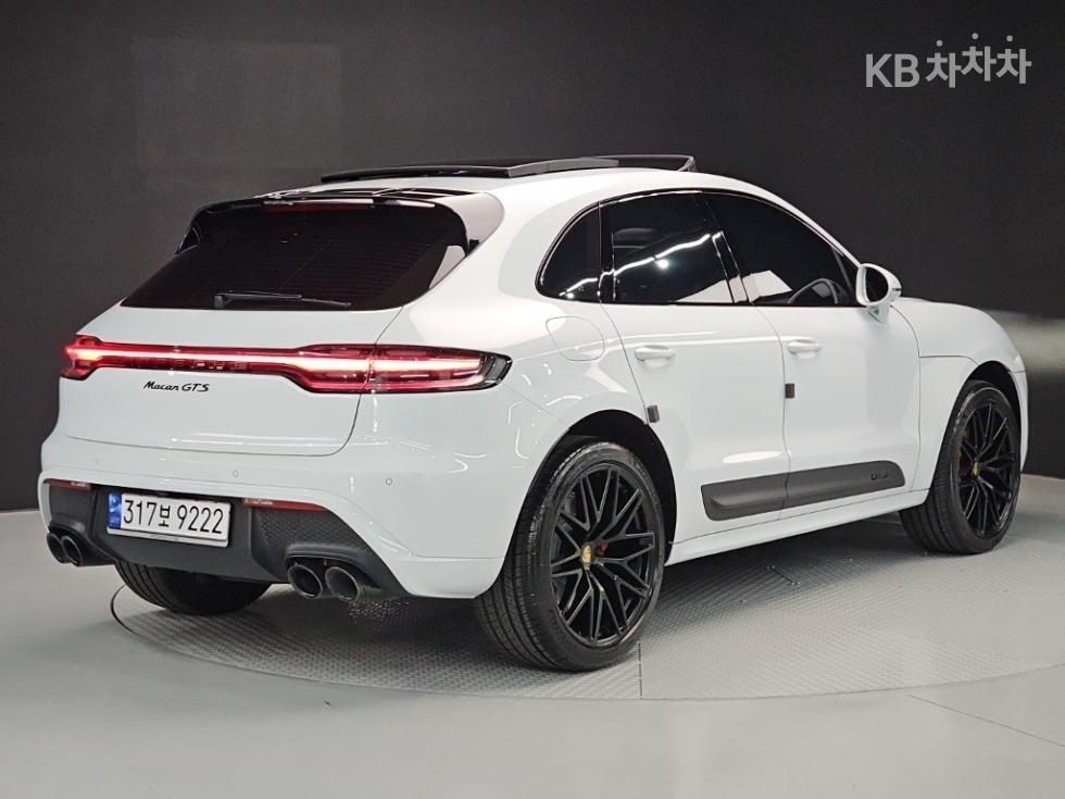 Porsche Macan — miniaturë 4