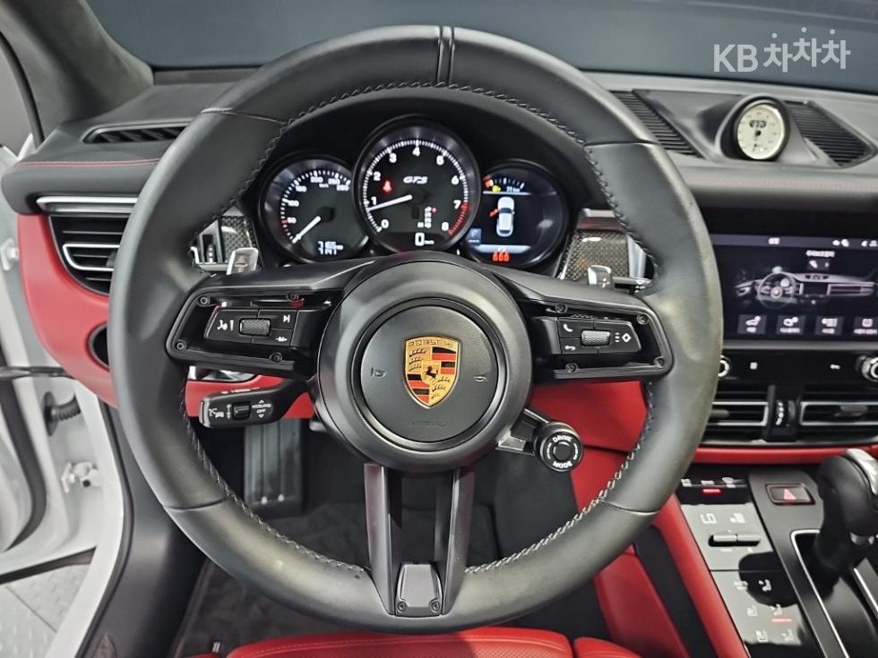 Porsche Macan — miniaturë 9