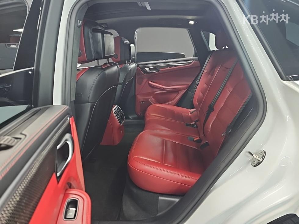 Porsche Macan — miniaturë 12