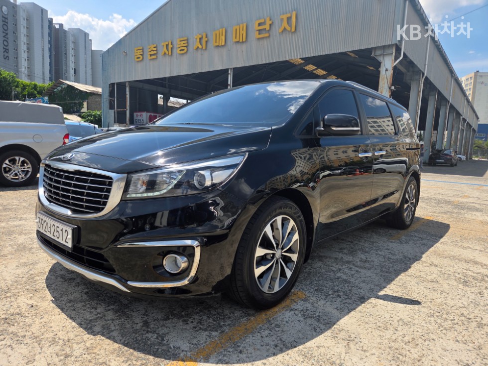 2018 - kia carnival