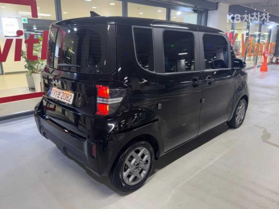 2023 - kia kia