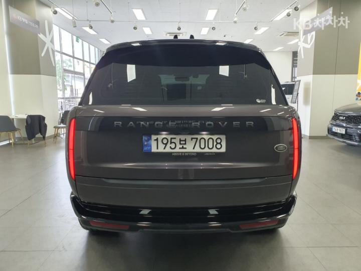 Land Rover Range Rover — miniaturë 4