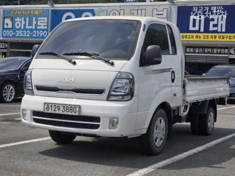 2022 - kia bongo iii
