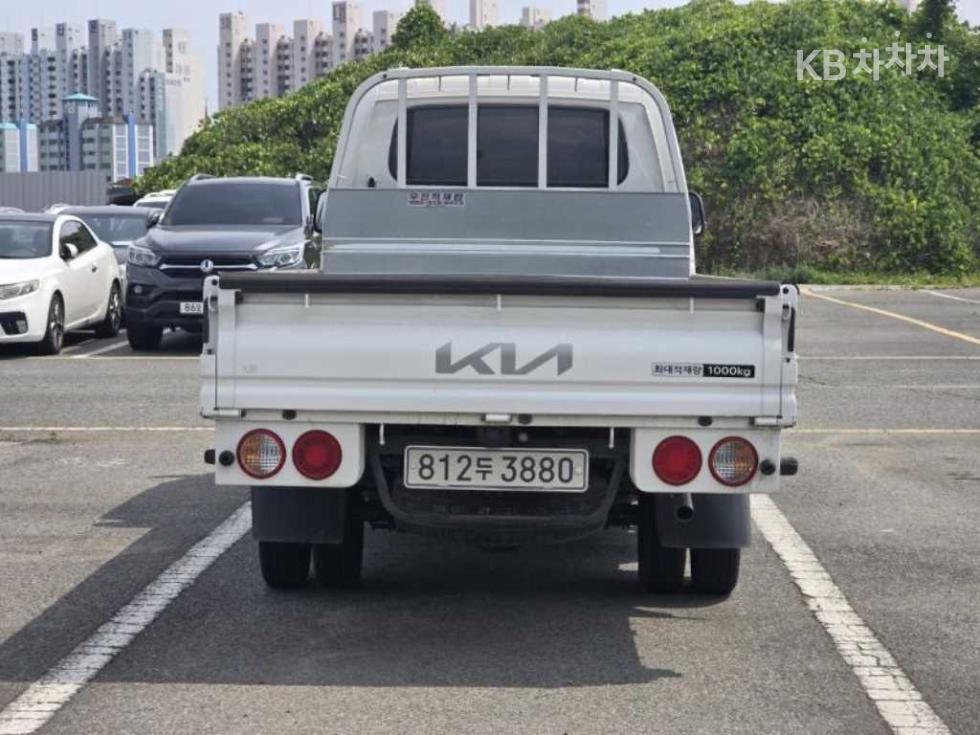 2022 - kia bongo iii