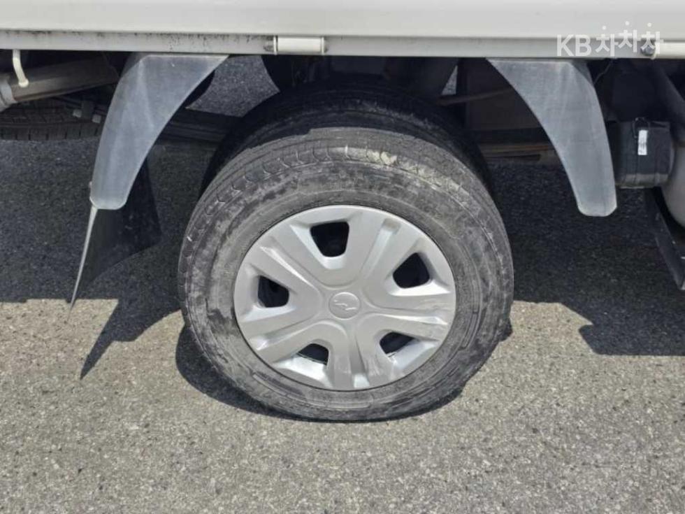 2022 - kia bongo iii