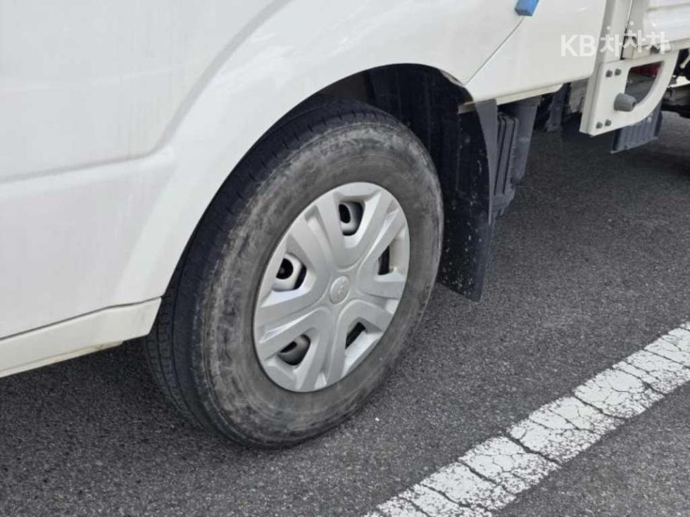 2022 - kia bongo iii