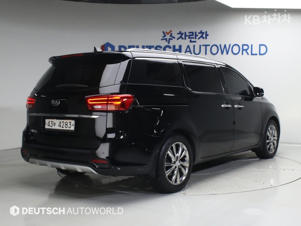 2019 - kia carnival