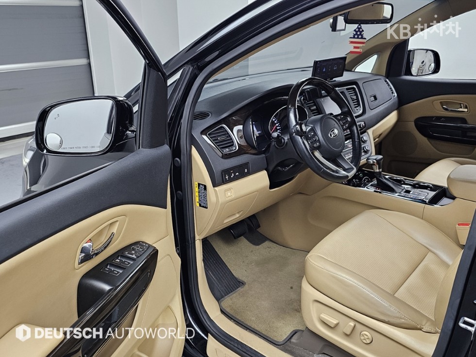 2019 - kia carnival