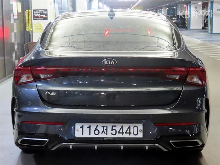 Kia K5 2.0 Gasoline Noblesse 6