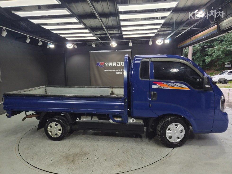 2019 - kia bongo iii