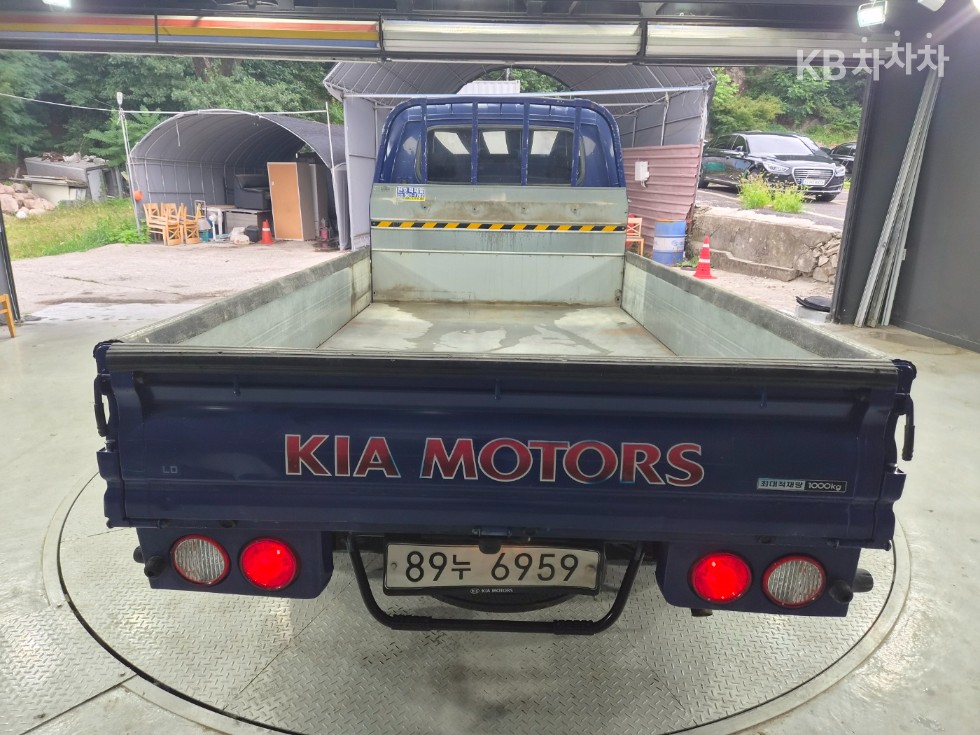 2019 - kia bongo iii