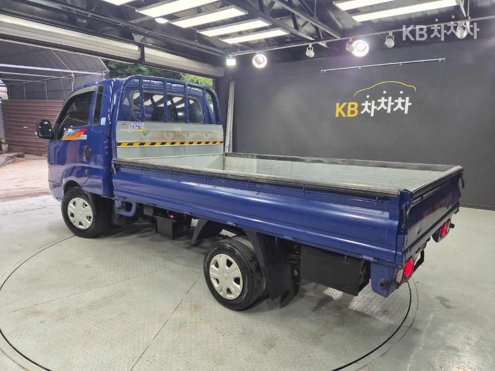 2019 - kia bongo iii