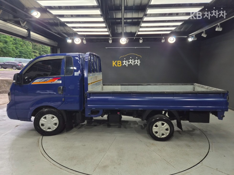 2019 - kia bongo iii