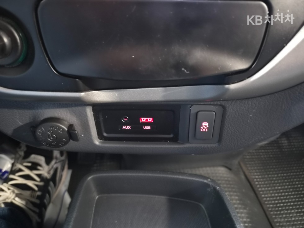 2019 - kia bongo iii
