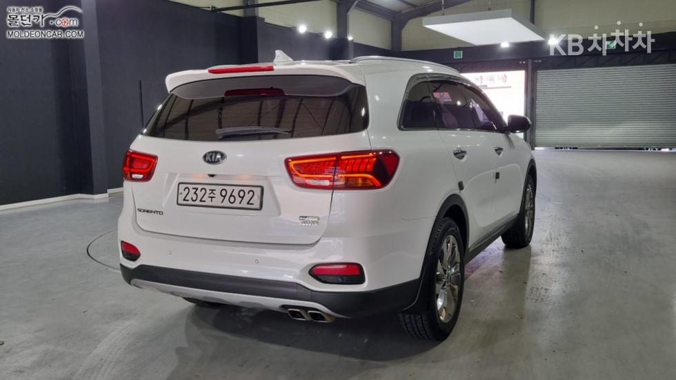 2020 - kia sorento