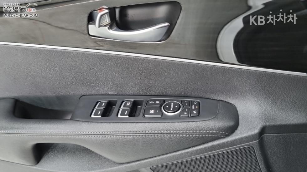 2020 - kia sorento