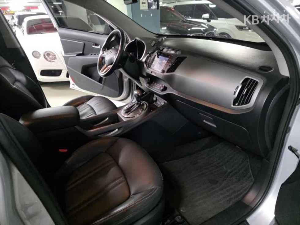 2016 - kia sportage