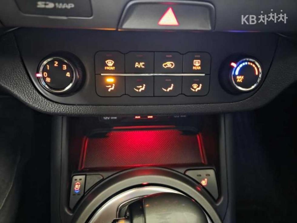 2016 - kia sportage