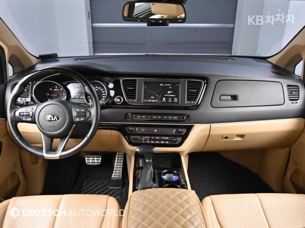 2019 - kia carnival