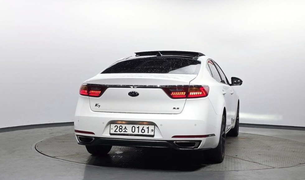 2016 - kia k7