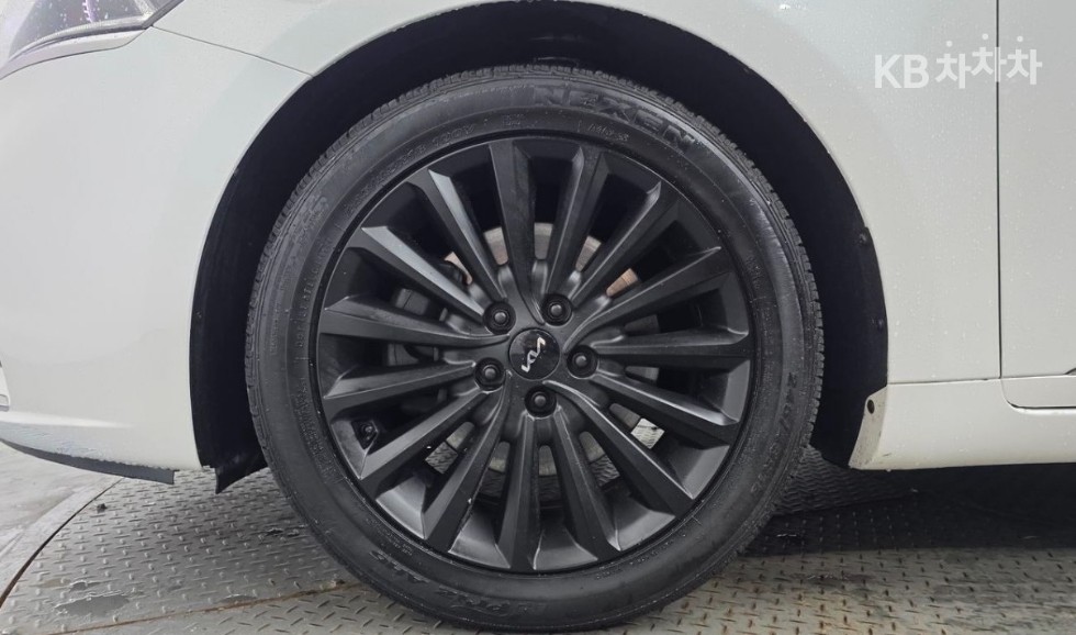 2016 - kia k7