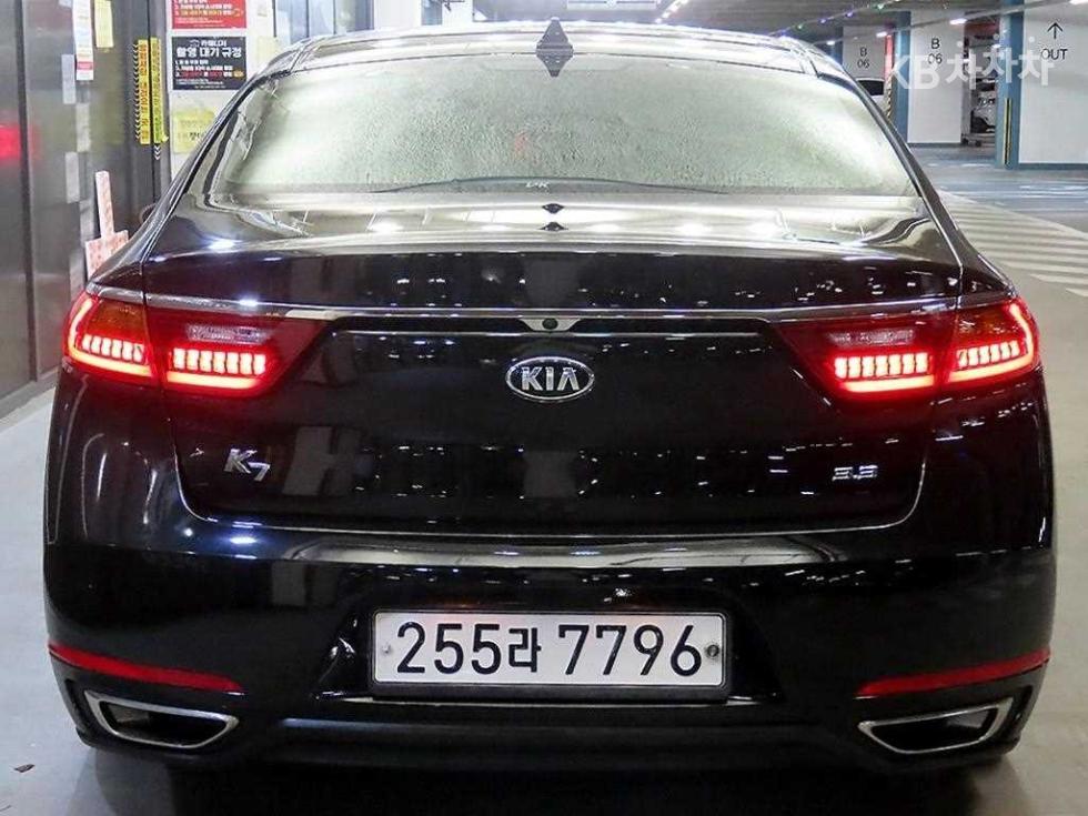 2017 - kia k7