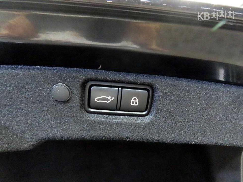 2017 - kia k7