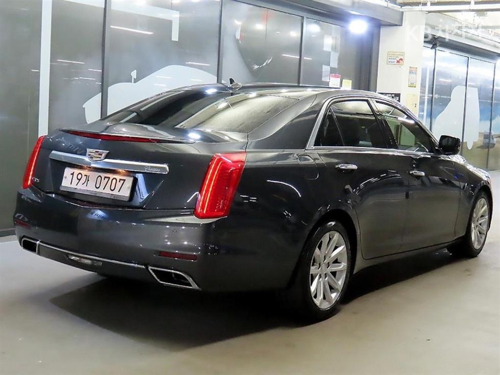 2015 - cadillac cts