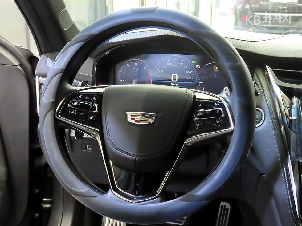 2015 - cadillac cts