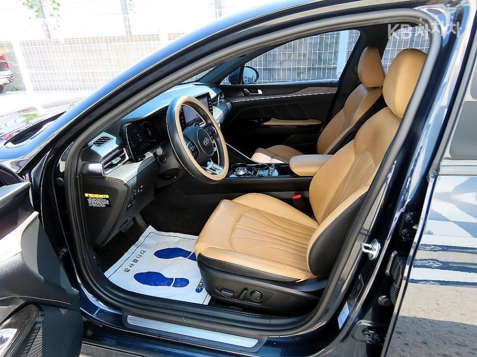 2020 - kia k5