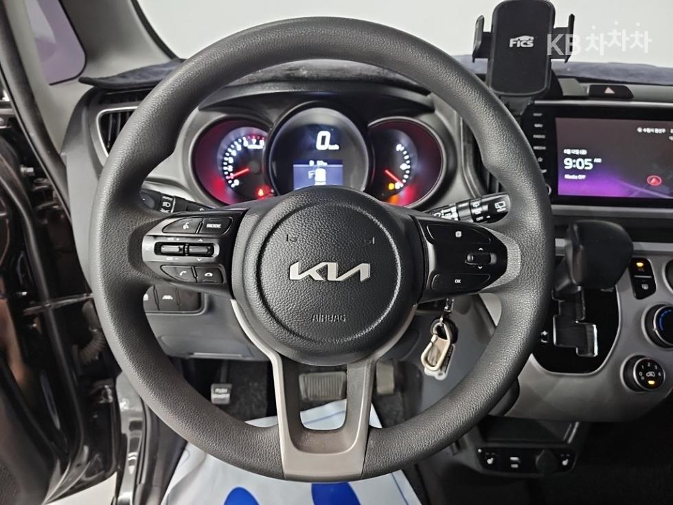 2022 - kia ray