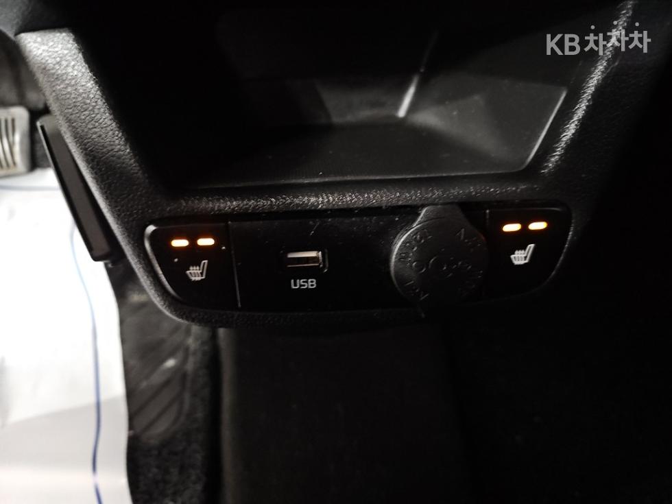 2022 - kia ray