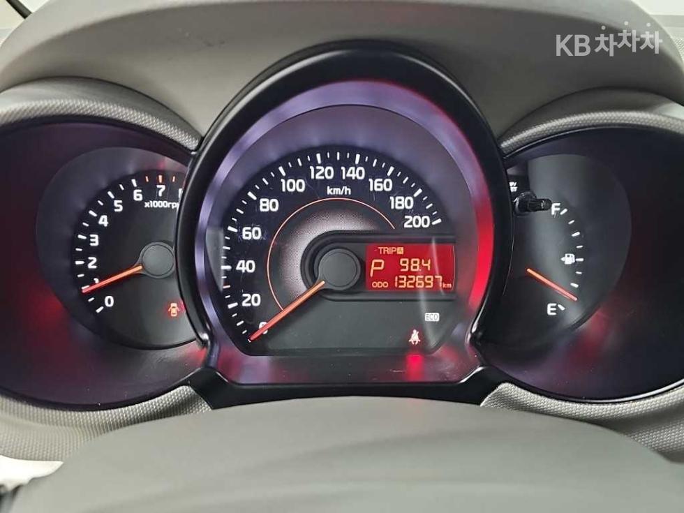 2012 - kia ray