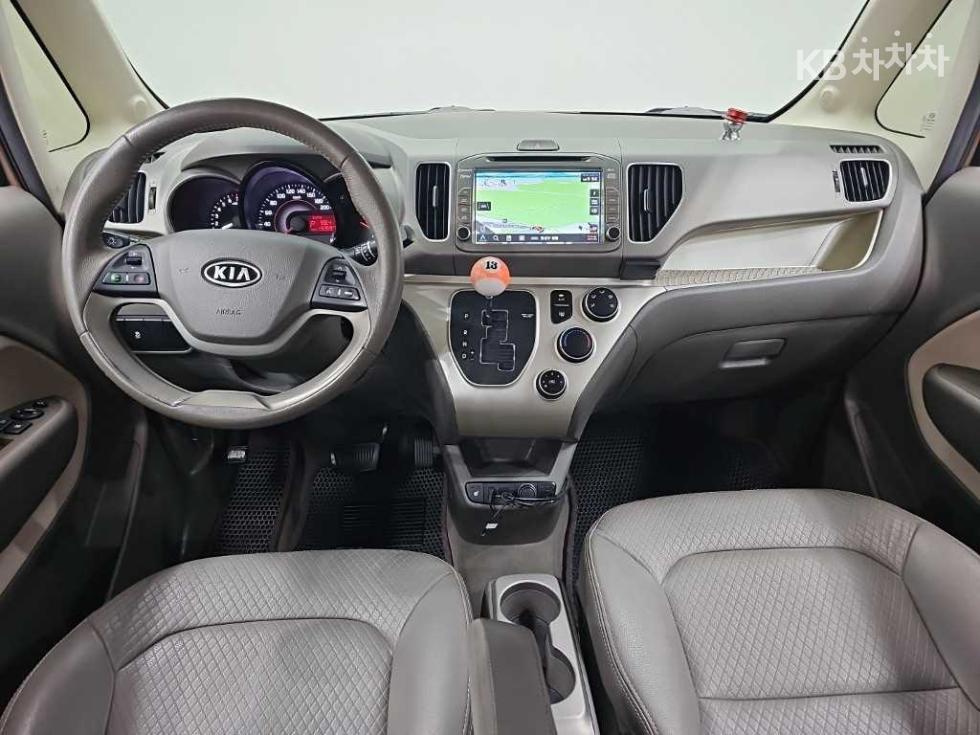 2012 - kia ray