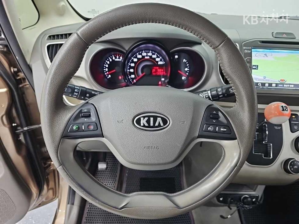 2012 - kia ray