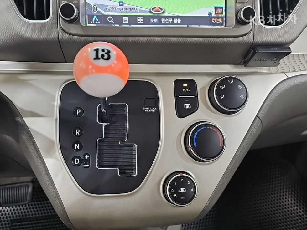 2012 - kia ray