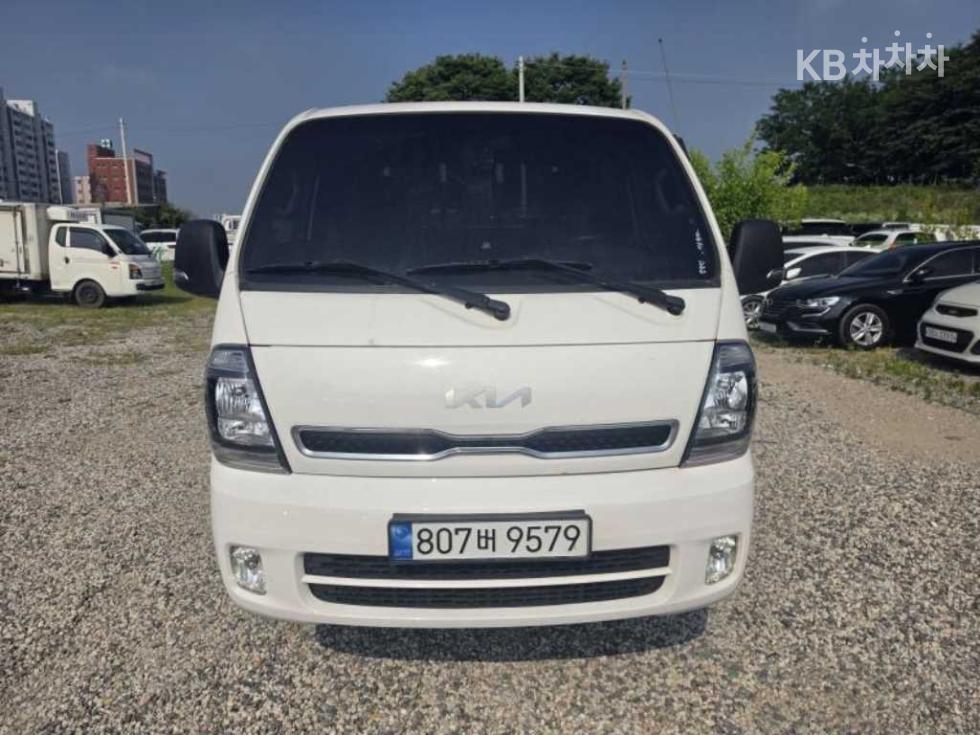 2022 - kia bongo iii