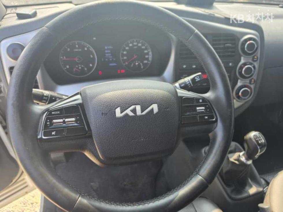 2022 - kia bongo iii