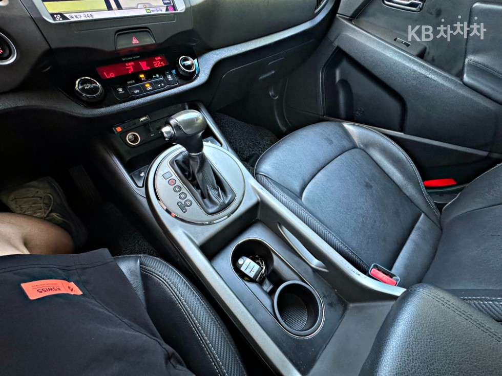 2014 - kia sportage