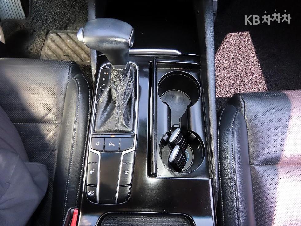 2016 - kia k7