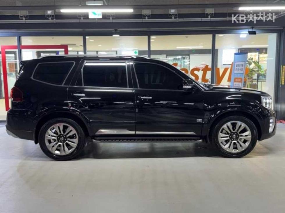 2021 - kia mohave